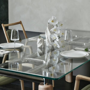 Clear Feast Table - Image 4